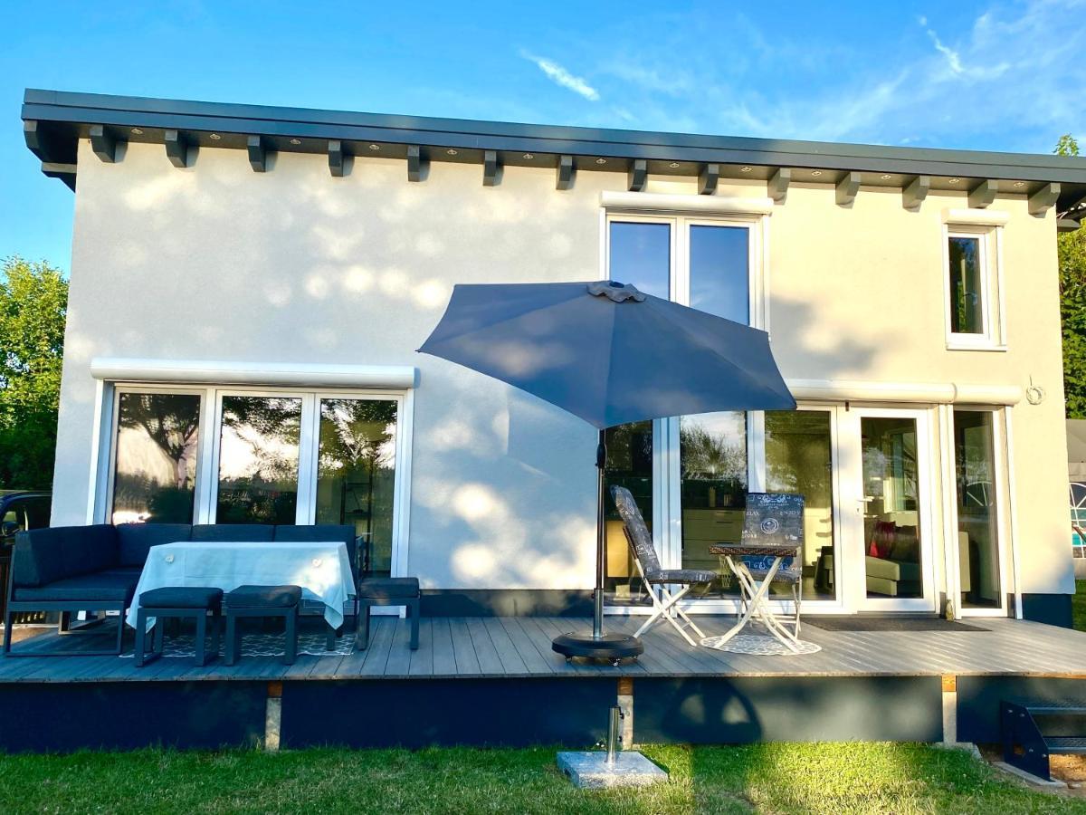 House Of Happiness Mit Seeblick Hungen Extérieur photo